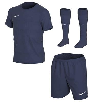 nike voetbaltenue junior|jonge voetbaltenues.